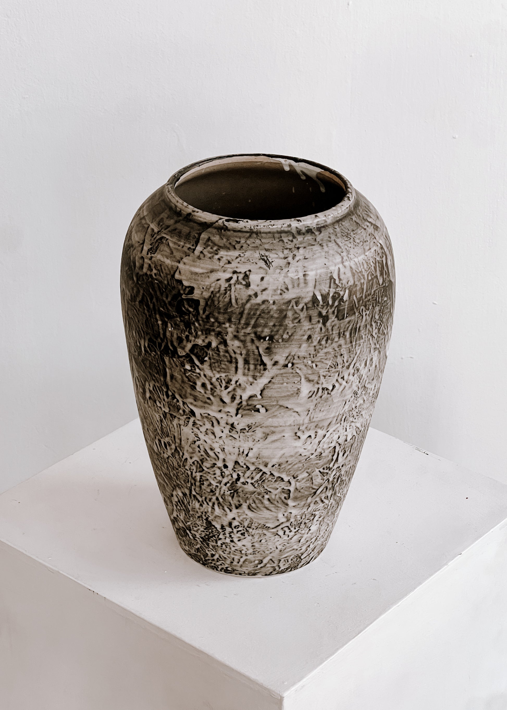 Inkstone Vase (Slim)