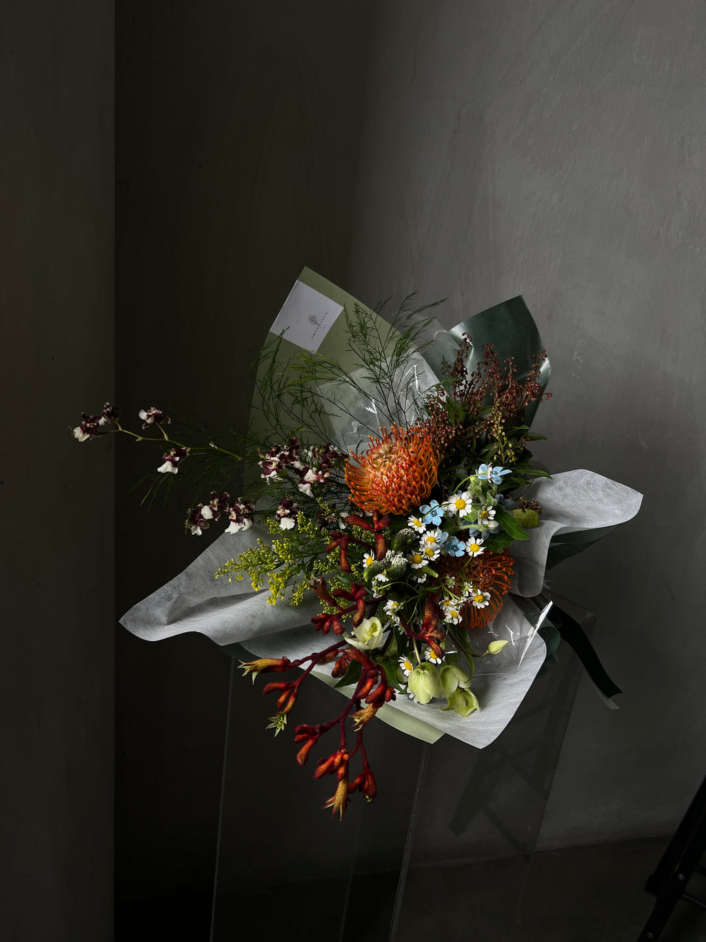 Customise wrapped flower bouquet in Singapore