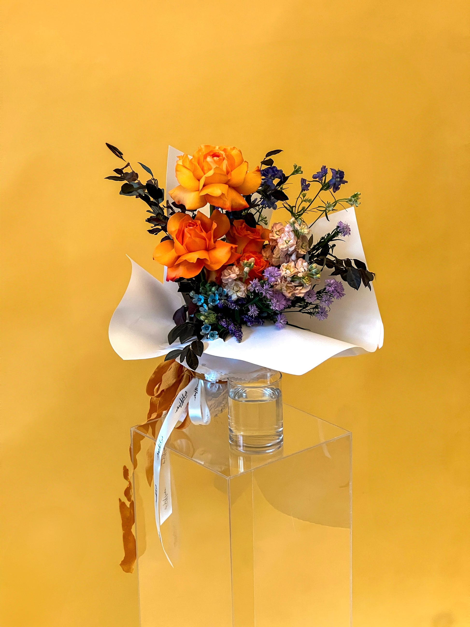 orange rose flower delivery in singapore front
