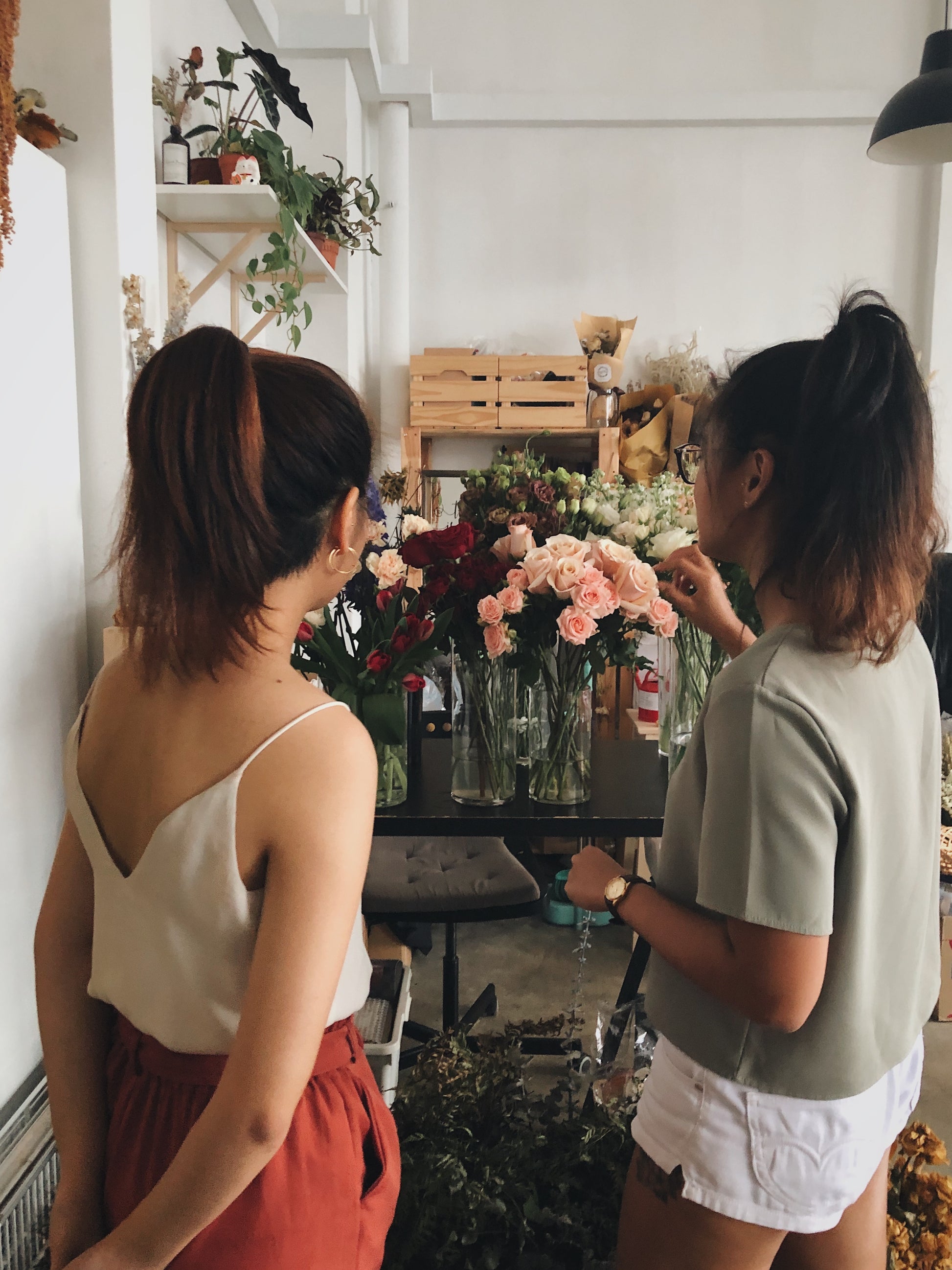 Colour Language in Bouquets: Crafting Emotion Through Floral Palettes
