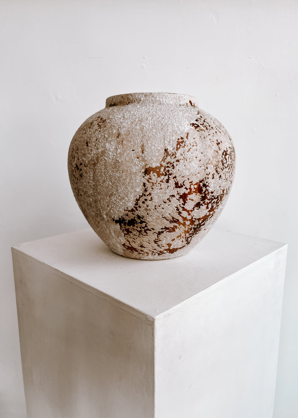 Yun Mist Vase (Round)