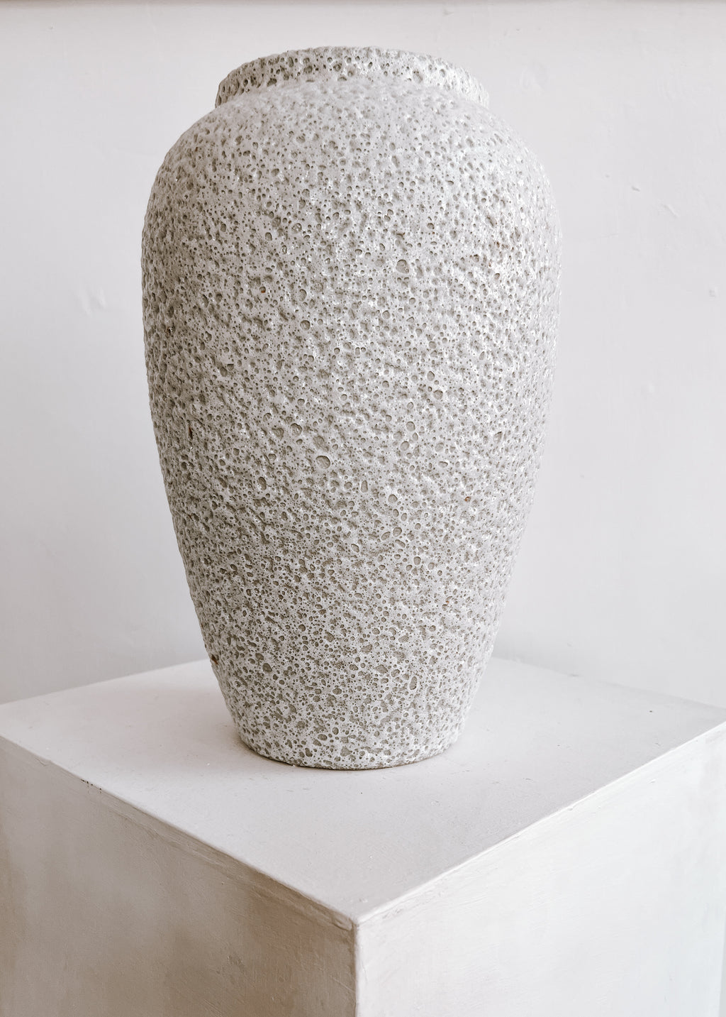 Luna Foam Vase (Slim)