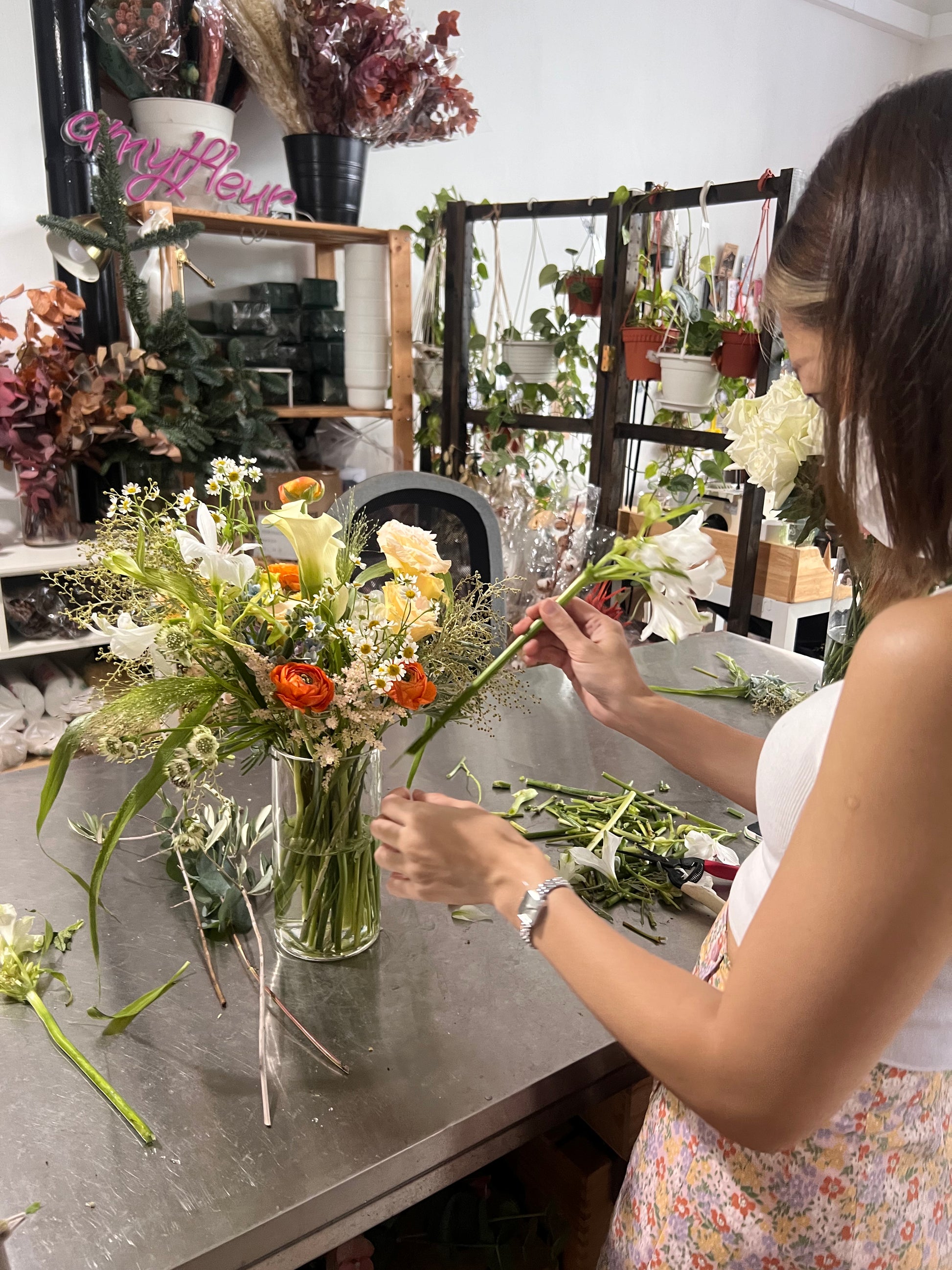 Garden-Inspired Vase Arrangements: Wild & Free