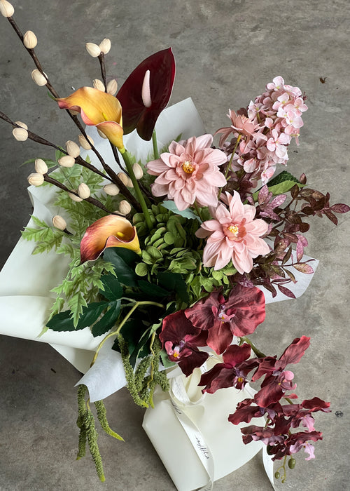 hyper realistic artificial bouquet arrangement in singapore