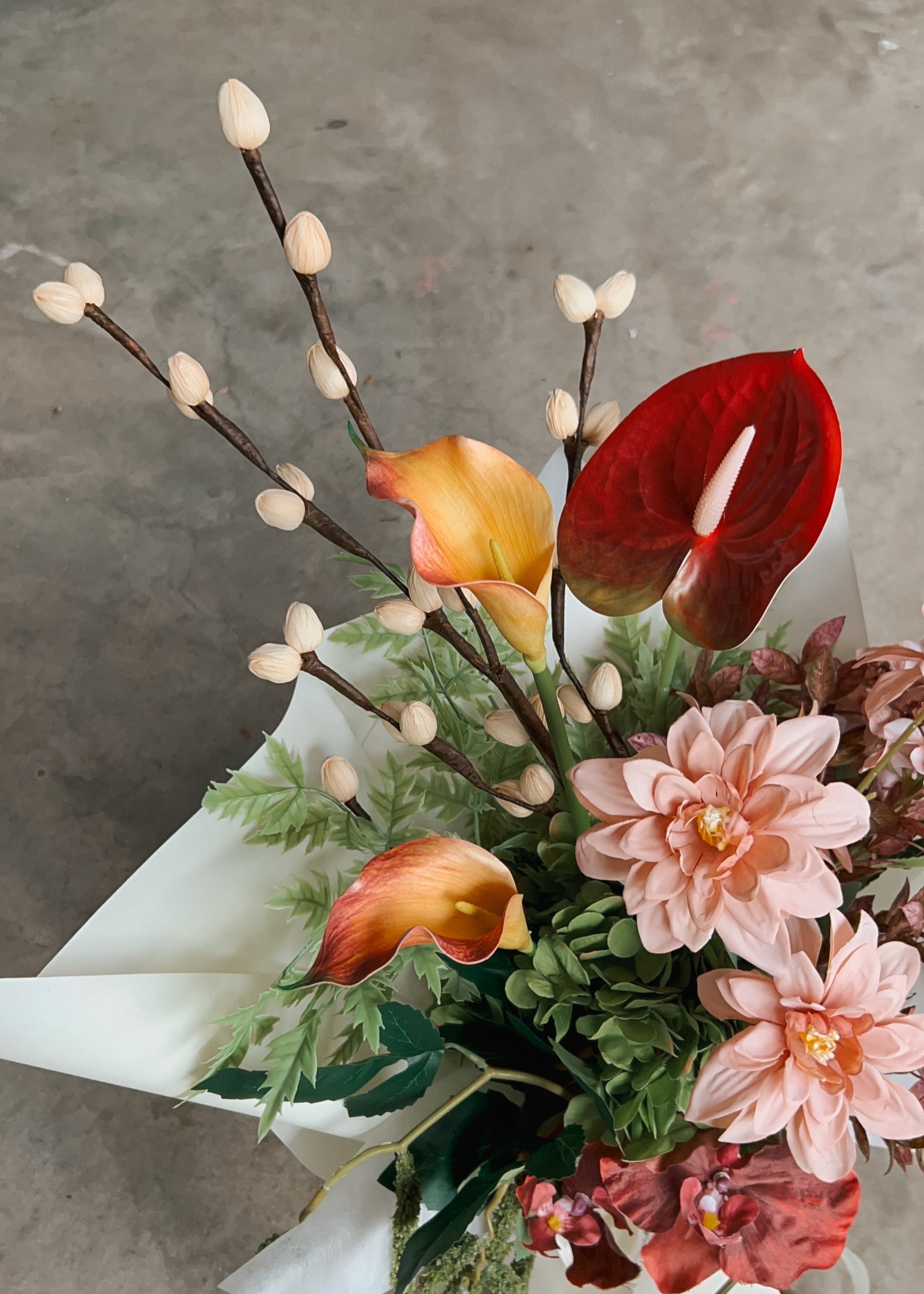 hyper realistic artificial bouquet arrangement in singapore