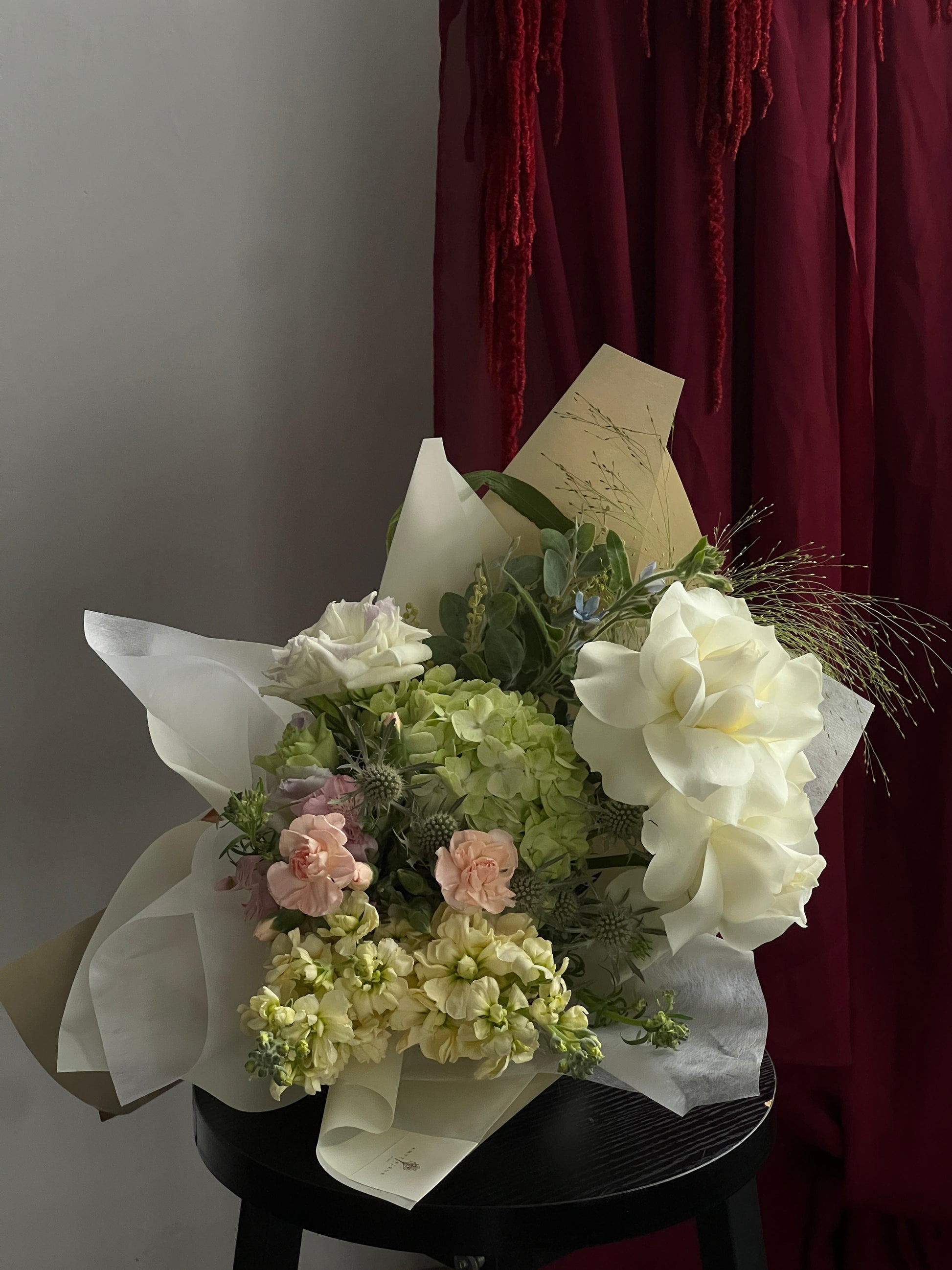 valentine's day 2025 hydrangea fresh flower bouquet