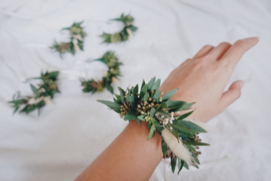 Boutonnière and Wrist Corsage Flower Class